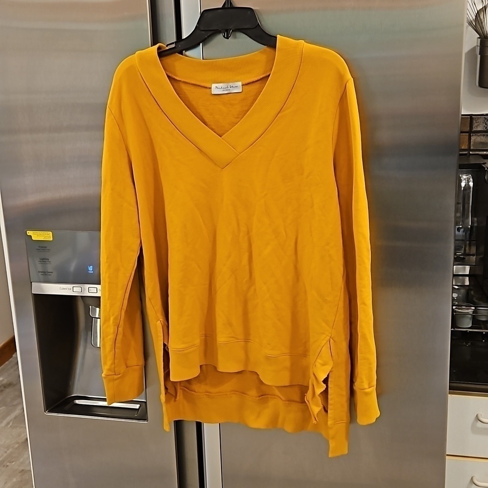 💕MICHAEL STARS💕 V-Neck Side Slit Ruffle Sweatshirt ~ Saffron Yellow Small